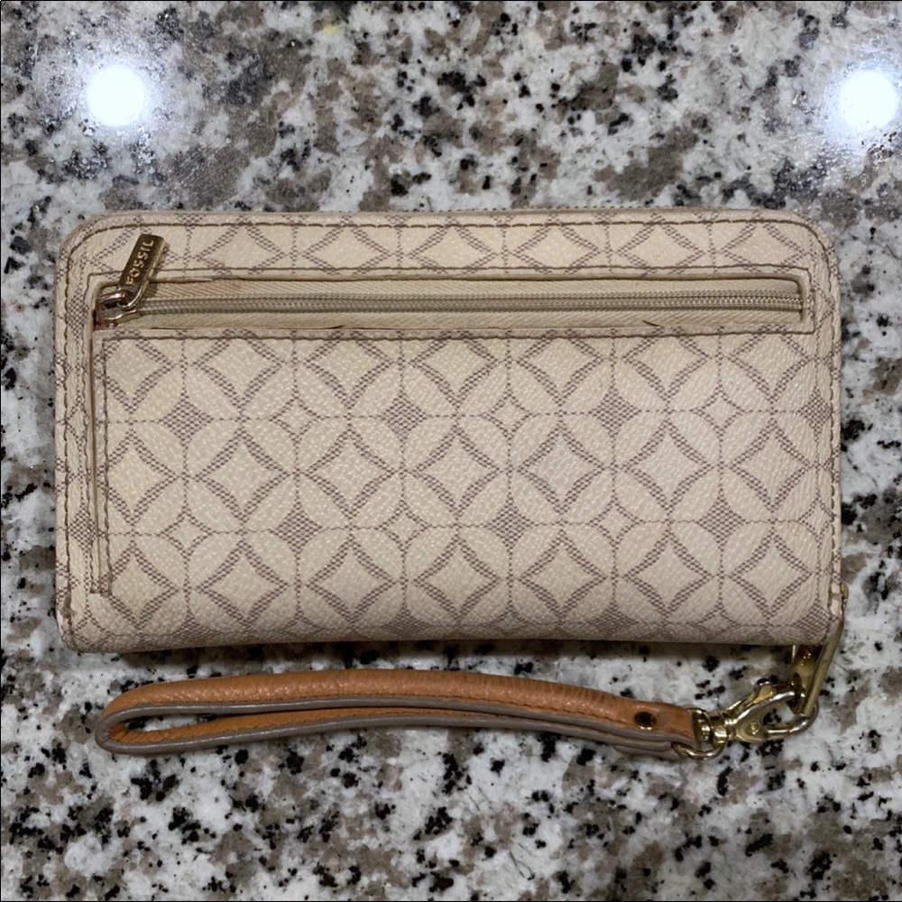 Fossil Wallet - Picture 2 of 8
